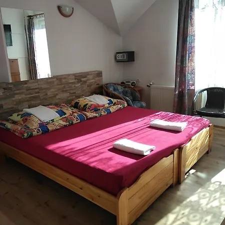 Komandor Kwatera prywatna *