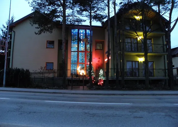 Homestay Hotelik Komandor