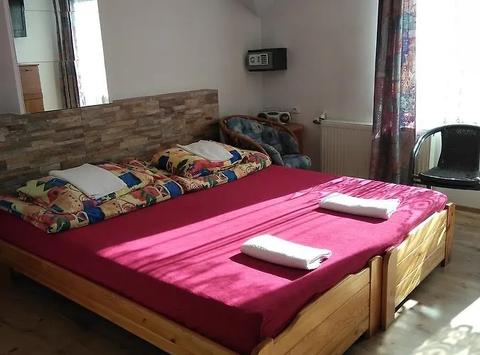 Hotelik Komandor Homestay *